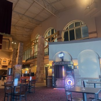 Regal Cielo Vista - lounge are - Cinema Near Me - San Antonio, Texas