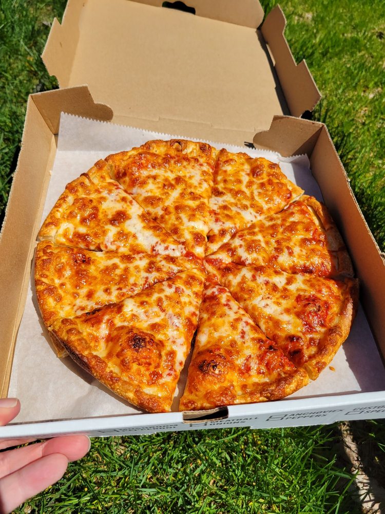 OLYMPIA FAMOUS PIZZA Updated October 2024 12 Photos & 19 Reviews