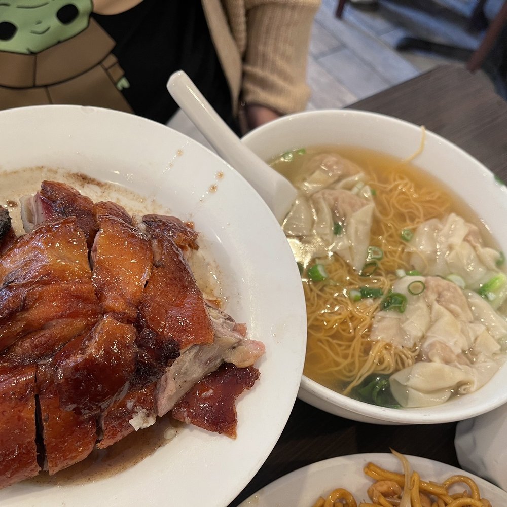 Cheung Hing Restaurant - Wonton soup with duck - Chinese Near Me - Millbrae, California