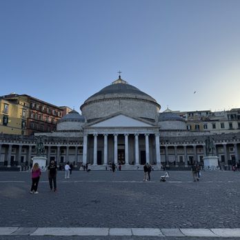 Piazza del Plebiscito - Basilica of San Francesco di Paola - Landmarks & Historical Buildings Near Me - Naples, NA