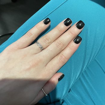 Chelsea Nails - Nail Salons Near Me - New York, New York