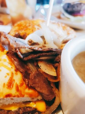 Applebee's Grill + Bar by null