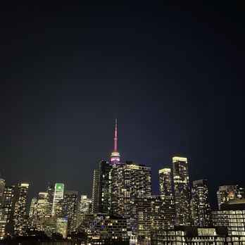 Harriet's Rooftop - rooftop outdoor view | tiktok & insta: @trinhiesworld - Cocktail Bars Near Me - Toronto, Ontario Harriet's Rooftop - rooftop outdoor view | tiktok & insta: @trinhiesworld - Cocktail Bars Near Me - Toronto, Ontario