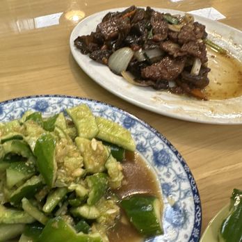 Great Wall Restaurant - Shredded cucumber and sautéed beef with onions. - Chinese Near Me - South Salt Lake, Utah