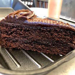 Amazing double chocolate cake, did I mention that it's amazing? Amazing double chocolate cake, did I mention that it's amazing?