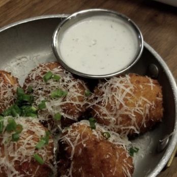 Eureka! - 5 Piece Mac N' Cheese Balls - American Near Me - Mountain View, California
