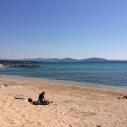 Les Copains d'Abord - Deux jeunes hommes au service très sympa , menu copieux et produits frais. Vue sur la mer, ombre et soleil au choix.