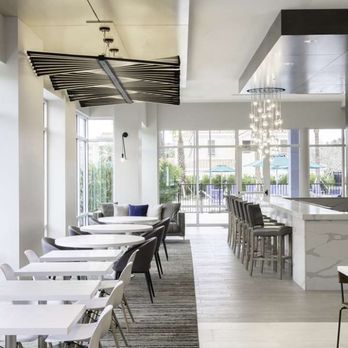 Hyatt Place - Lobby - Hotels Near Me - Destin, Florida