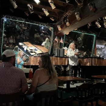 Pat O'Brien’s - Piano Bars Near Me - New Orleans, Louisiana Pat O'Brien’s - Piano Bars Near Me - New Orleans, Louisiana