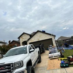 Salvador Roofing & Restoration LLC