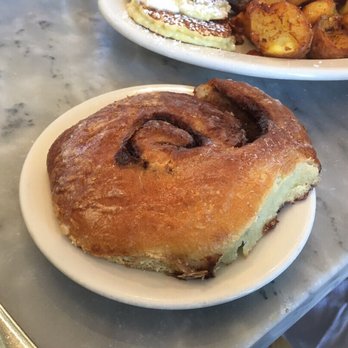 Plow - Cinnamon roll. - Breakfast & Brunch Near Me - San Francisco, California