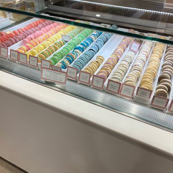 Sugar Bliss  - macaroons - Cupcakes Near Me - Chicago, Illinois