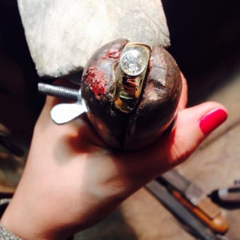 Birgit Weingarten - Umarbeitung mit Kundenbrillant - Jewelry Near Me - Hamburg, HH