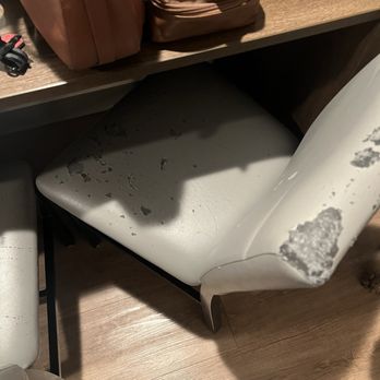 Woodspring Suites - Destroyed chairs - Hotels Near Me - Tinley Park, Illinois Woodspring Suites - Destroyed chairs - Hotels Near Me - Tinley Park, Illinois