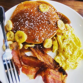 360 Brunch House - 2x2x2 with Banana Foster - Breakfast & Brunch Near Me - Mansfield, Texas