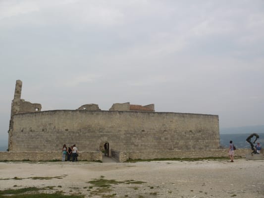 Château de Lacoste by null