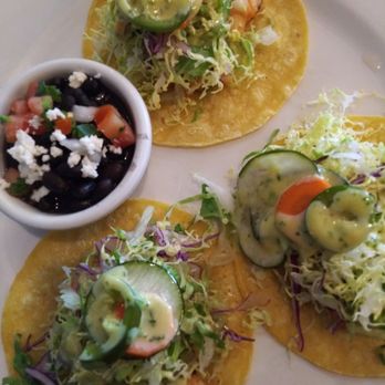 The '401 - Shrimp tacos & black beans - American Near Me - Bellaire, Texas
