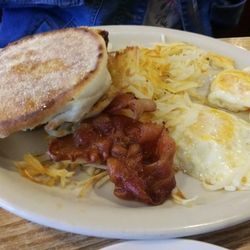 Copper City Casino & Restaurant - Eggs and muffin OK, bacon almost inedible.