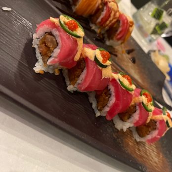 Oystra Sushi & Kitchen - Aloha roll - Japanese Near Me - Duluth, Georgia