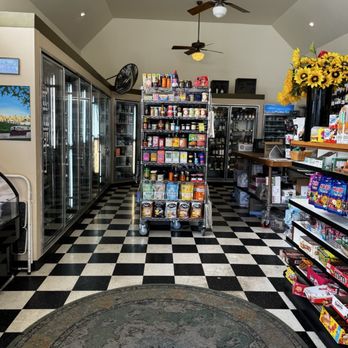 Dolores Deluxe - Inside - Beer, Wine & Spirits Near Me - San Francisco, California Dolores Deluxe - Inside - Beer, Wine & Spirits Near Me - San Francisco, California