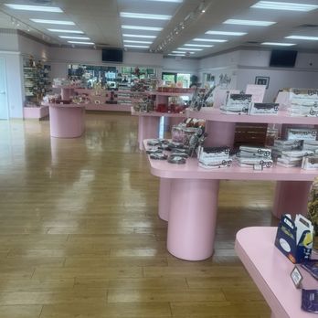 Malley's Chocolates - Candy Stores Near Me - Cleveland, Ohio Malley's Chocolates - Candy Stores Near Me - Cleveland, Ohio