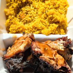 One Love Karibbean Kitchen - Jerk chicken w rice and peas