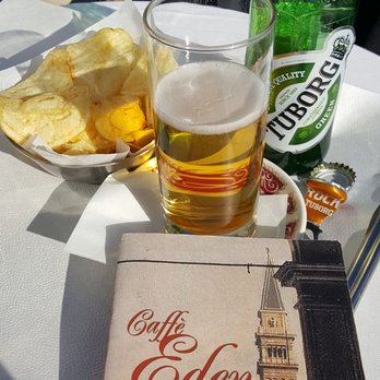 Caffè Eden - A bottle of #Tuborg and some homemade chips (11/10/17). #Venice #Italy #StMarkSquare #PeopleWatching @Carlsberg #Beer #DrinkPics - Cafes Near Me - Venezia, VE