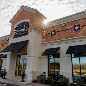 Fink's Jewelers - Jewelry Near Me - Forest, Virginia
