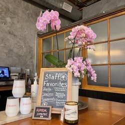 Santa Barbara Wine Collective - Inside
