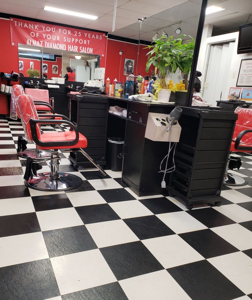 Almaz Diamond Hair Salon Logo