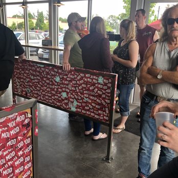 MOD Pizza - Fast Food Near Me - Eugene, Oregon
