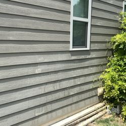 SouthEnd Exteriors - Whole house is fine except for the boards they installed incorrectly. Won't stand behind their work