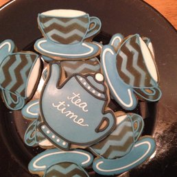 Teacup cookies.