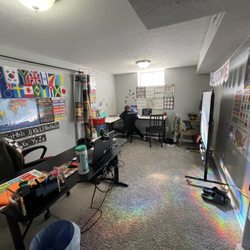 English With GG - Classroom