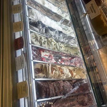 Bacio Di Latte - Gelato Near Me - Woodland Hills, California