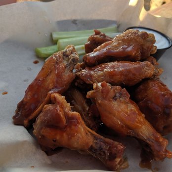 The Tipsy Oak - Chicken Wings - Gastropubs Near Me - Arlington, Texas