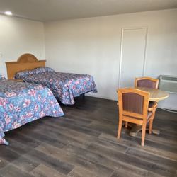 Apple Valley Motel