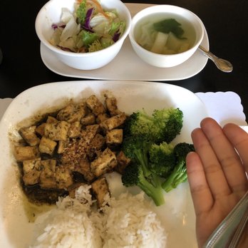 T's Thai - Garlic Pepper Tofu - Lunch Special - Thai Near Me - Santa Monica, California T's Thai - Garlic Pepper Tofu - Lunch Special - Thai Near Me - Santa Monica, California