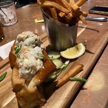 The General Public - Shrimp and crab sandwich - New American Near Me - Houston, Texas The General Public - Shrimp and crab sandwich - New American Near Me - Houston, Texas