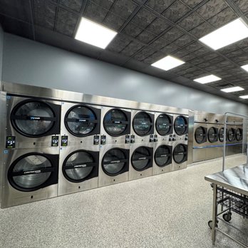 YoWash Laundromat - Laundromat Near Me - Sarasota, Florida