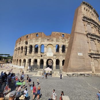 Colosseo - Local Flavor Near Me - Rome, RM