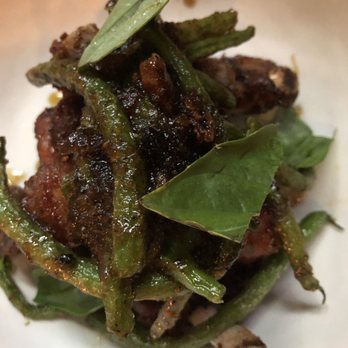 Fable Kitchen - Ribs with fresh green beans - Canadian (New) Near Me - Vancouver, British Columbia Fable Kitchen - Ribs with fresh green beans - Canadian (New) Near Me - Vancouver, British Columbia