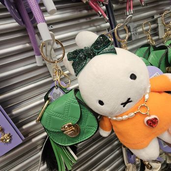 Claire's - Miffy wants this green purse! - Accessories Near Me - Honolulu, Hawaii Claire's - Miffy wants this green purse! - Accessories Near Me - Honolulu, Hawaii
