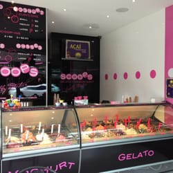 Scoops Gelato - Inside.