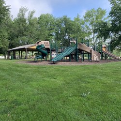 Abner Longley Park - Climbing structures