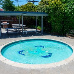 Capewood Pool