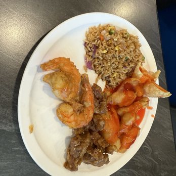 Asia Buffet - Fried rice, spicy shrimp - Chinese Near Me - Pensacola, Florida