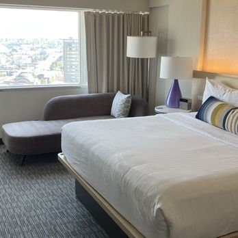 Hotel Murano - Great views - Hotels Near Me - Tacoma, Washington