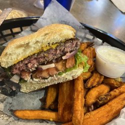 Copper Creek Pub & Grub - All-American Cheeseburger