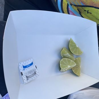 Don Carnitas - They were stingy with the limes tho lol - Food Trucks Near Me - North Las Vegas, Nevada
